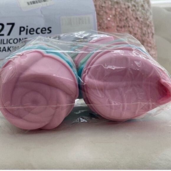 New 27 Pcs Reusable Silicone Cupcake Baking Cups /Muffin and Non-Stick Muffin - Picture 12 of 12